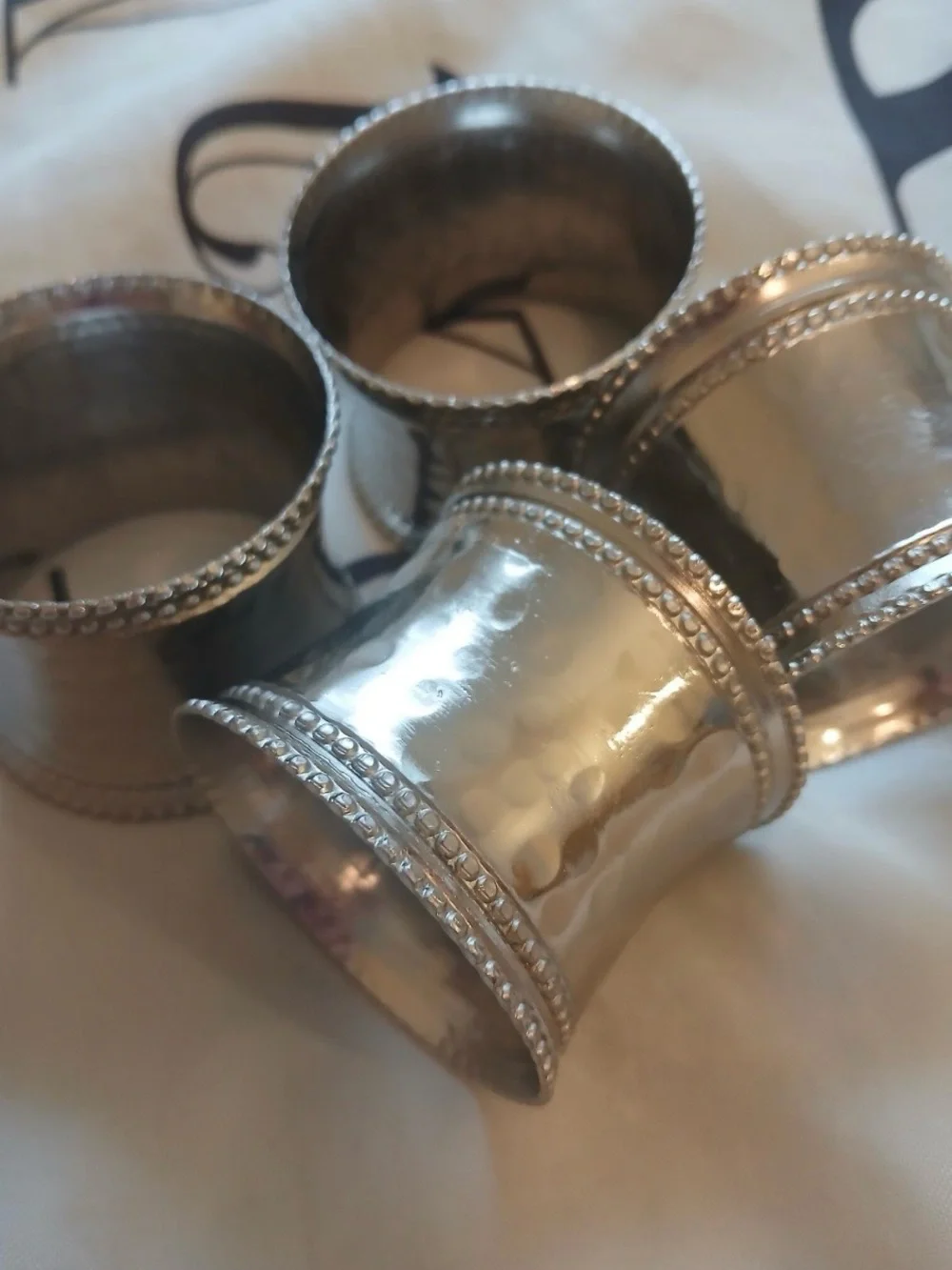 William Sonoma  Set of 6 Silver-Plated Napkin Rings Hand Hammered